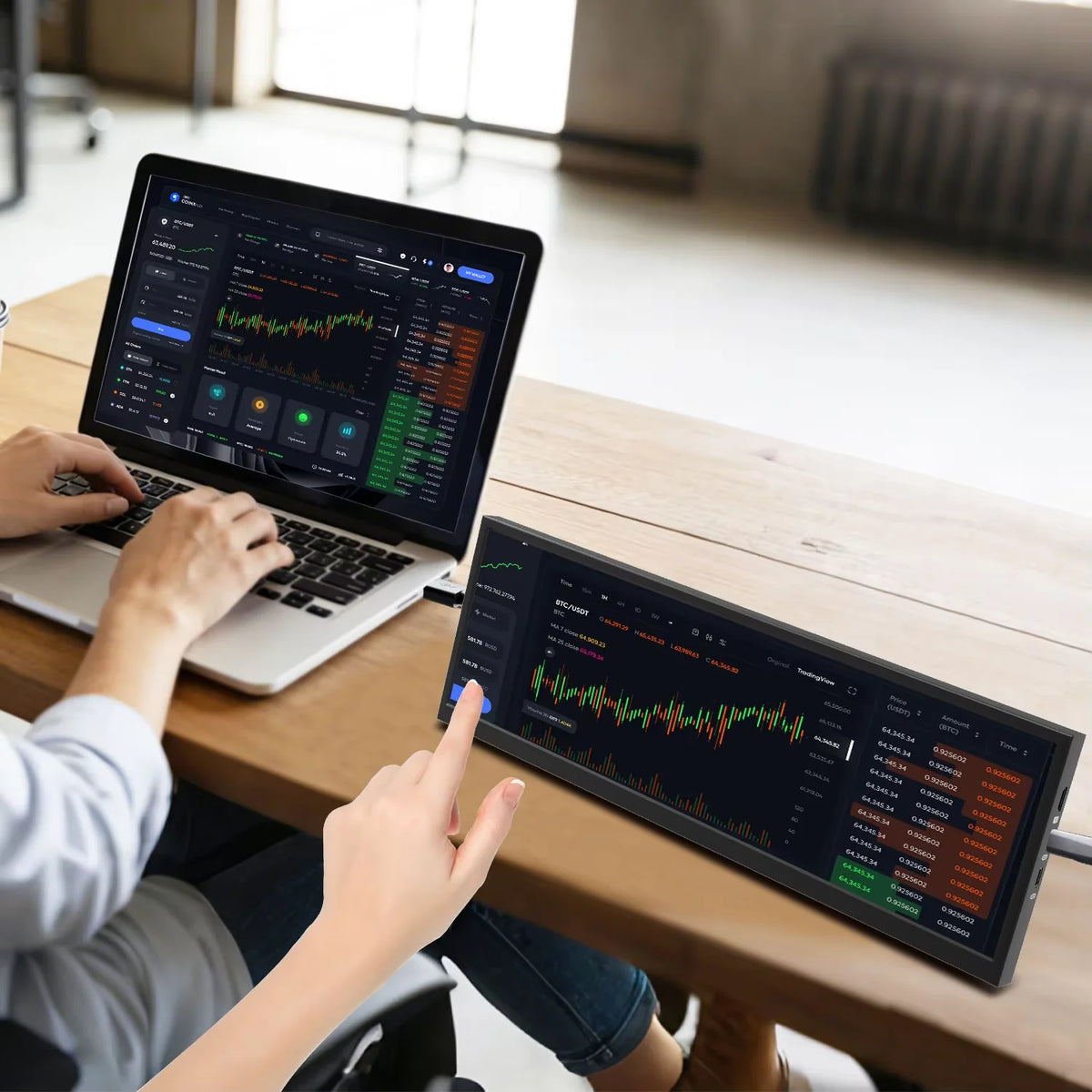 Touchscreen Stretched Bar Monitor For PC Case And Gpu Display