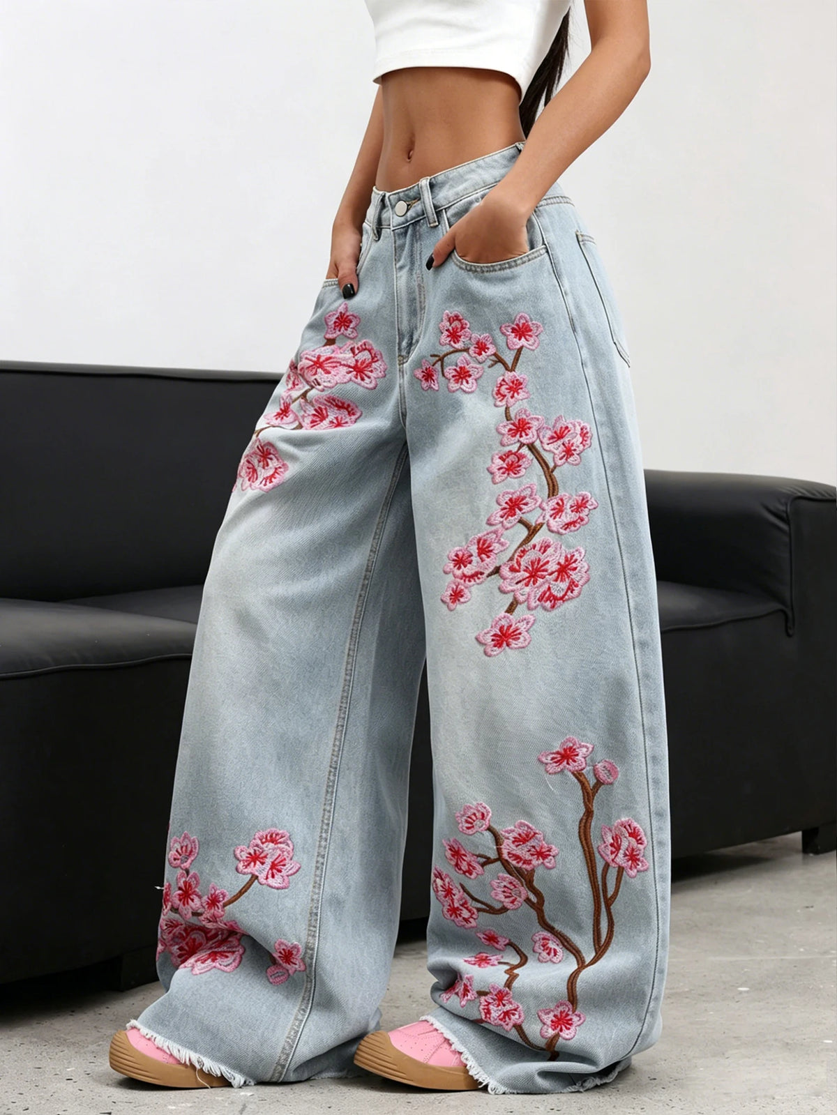 Women's Embroidered Plum Blossom Wide Leg Denim Jeans