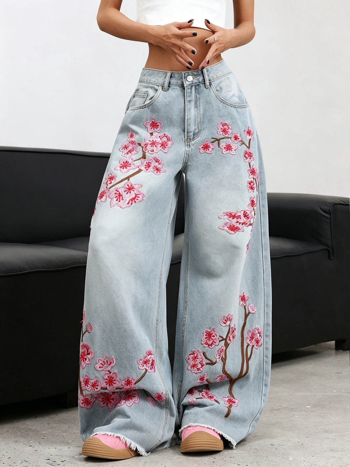 Women's Embroidered Plum Blossom Wide Leg Denim Jeans
