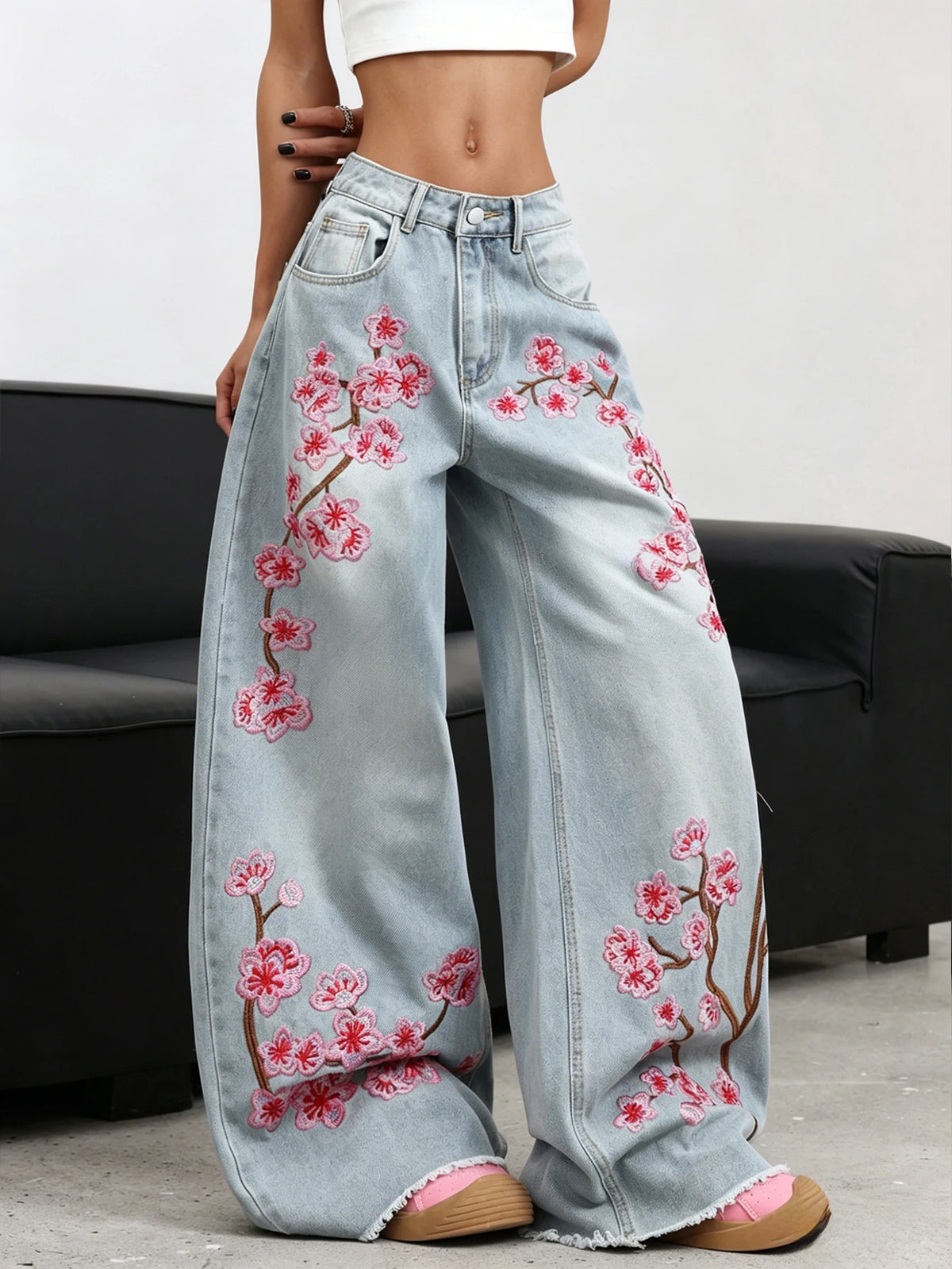 Women's Embroidered Plum Blossom Wide Leg Denim Jeans